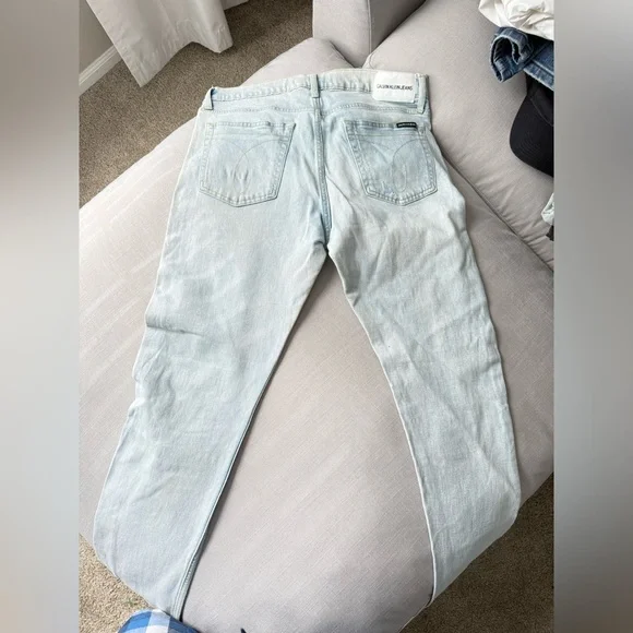 Light Blue Denim Jeans - Picture 2 of 3